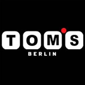 Tom’s cruise bar